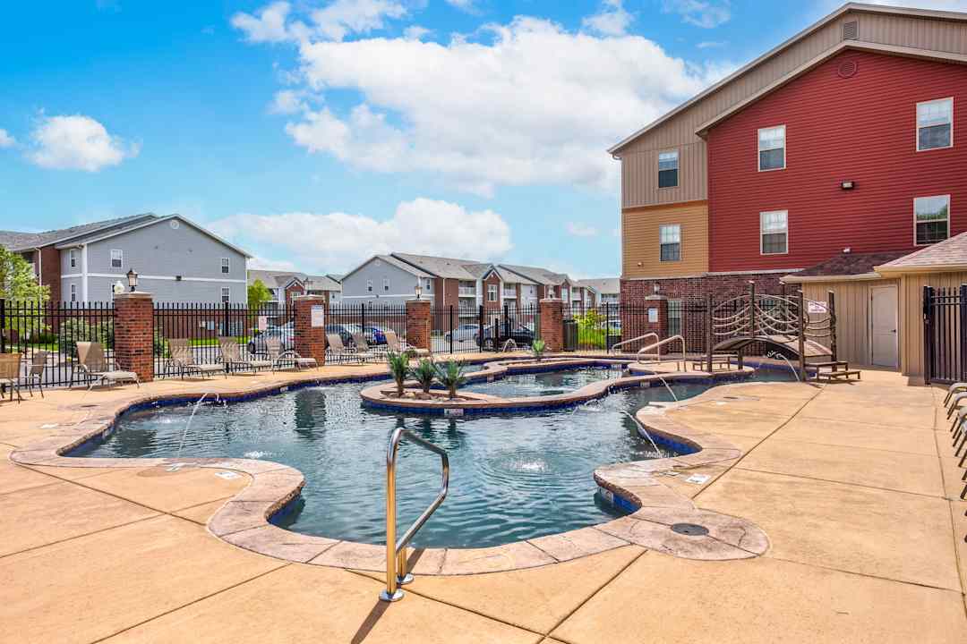 Kensington Park And The Lodges Apartments - Springfield Mo 65807