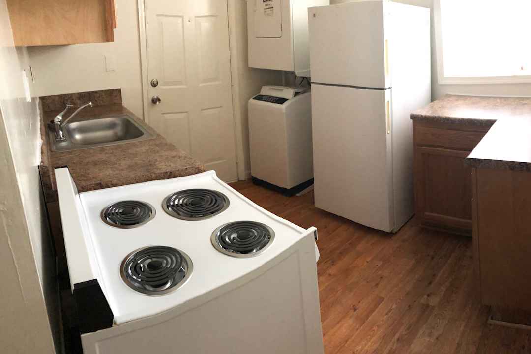 College Park Apartments 1603 Roane St Richmond Va Apartments For Rent Rent Com