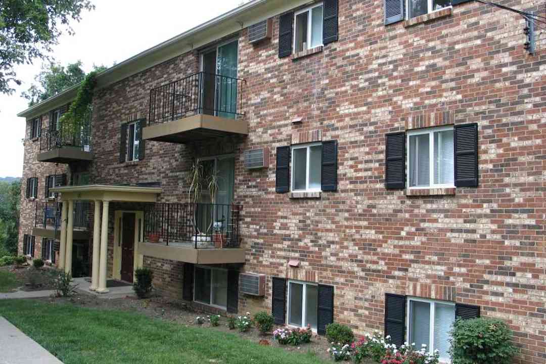 Falcon Crest Apartments - Milford Oh 45150