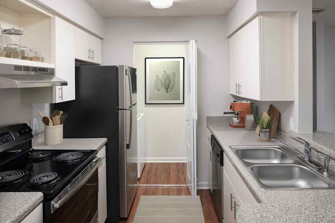 Blairstone Apartment Homes 501 Blairstone Rd Tallahassee Fl Apartments For Rent Rent Com