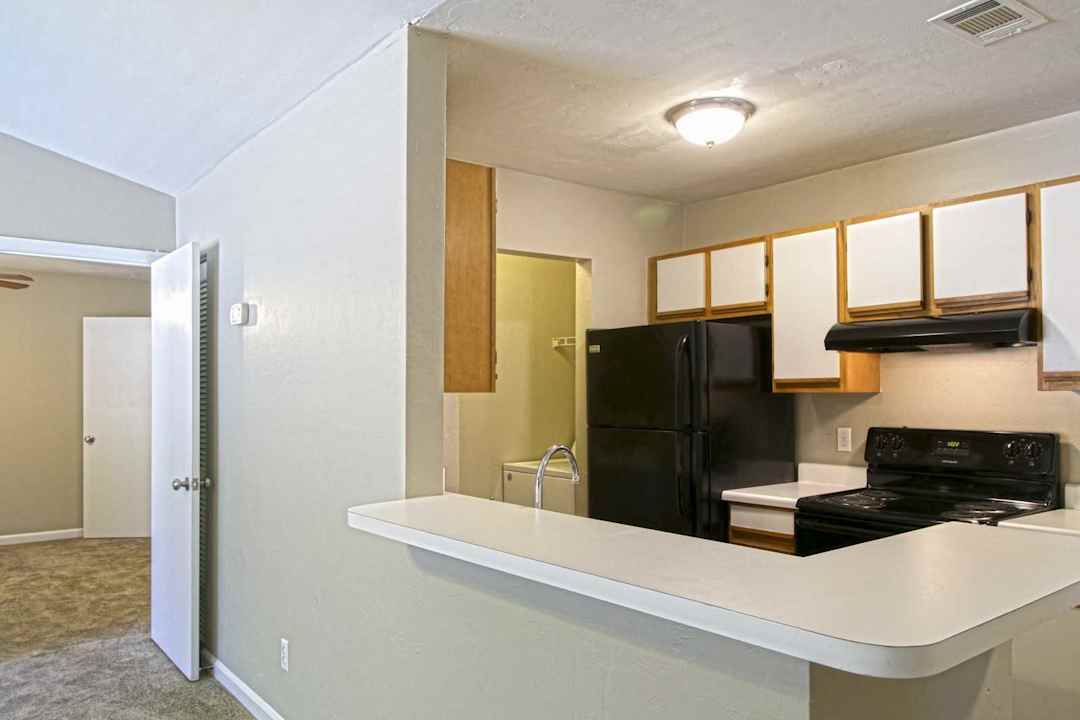 hillwood apartments 2353 mission rd tallahassee fl apartments for rent rent com