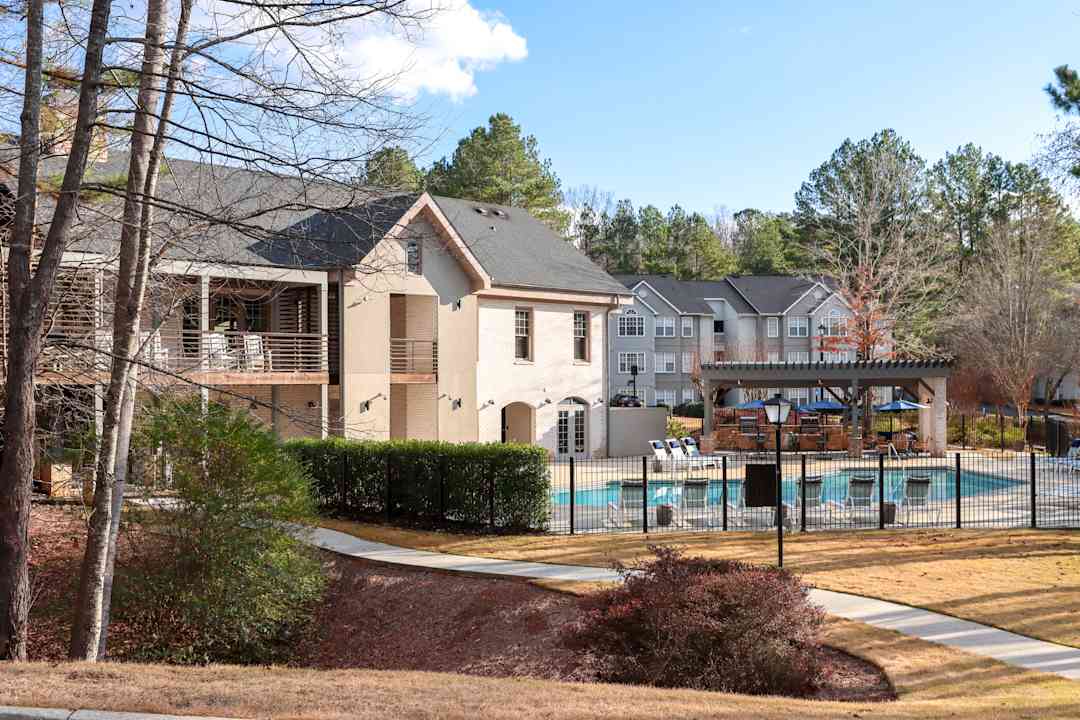 The Crest at Berkeley Lake Apartment Homes 3575 Peachtree Industrial