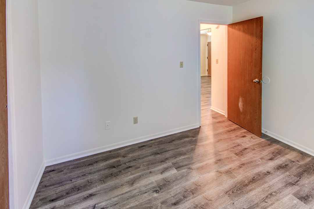 sandstone court apartments greenwood in 46142