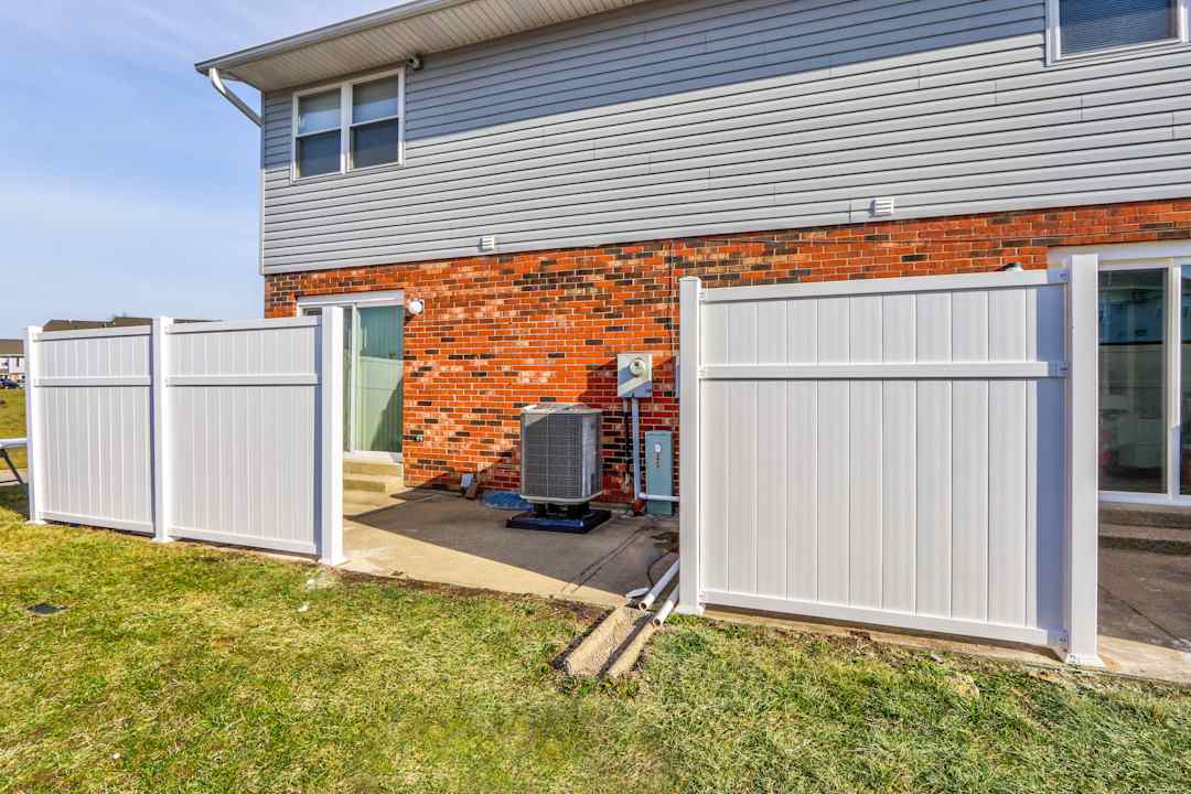 Anna Laura Apartments 3873 Hillsboro Dr Beavercreek Oh Apartments For Rent Rent Com