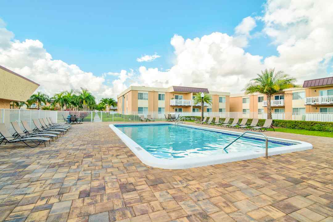 windsor forest apartments pompano