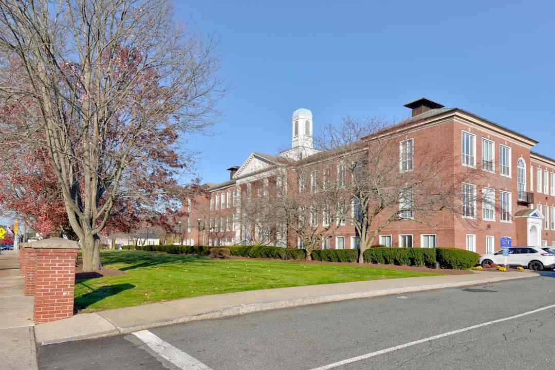 The Landmark Apartments Braintree, MA 02184