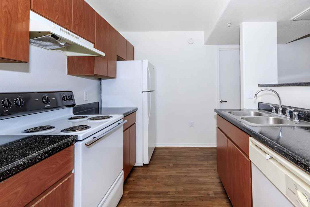 Agave Court 125 N 18th St Phoenix Az Apartments For Rent Rent Com