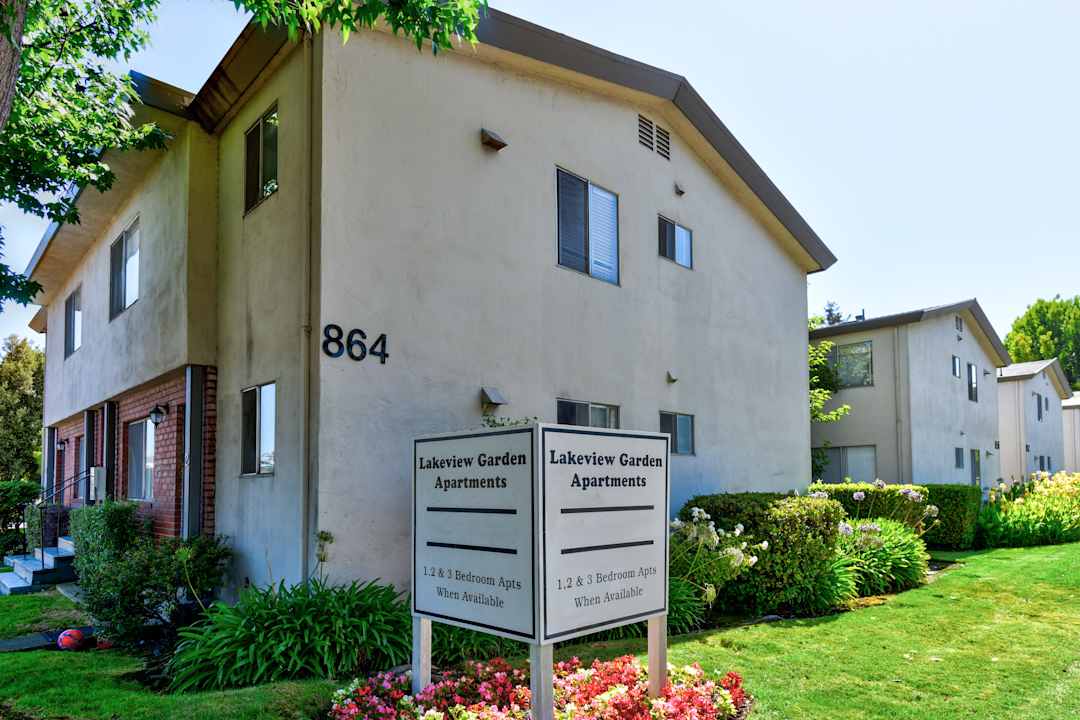Lakeview Garden Apartments - San Mateo Ca 94401