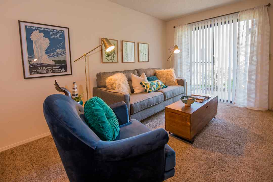 silver springs apartment wichita ks 67212