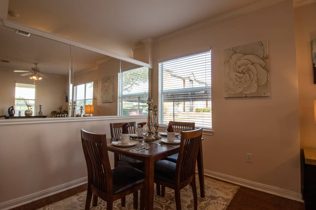 Flats on Chapel Apartments Waco, TX 76712