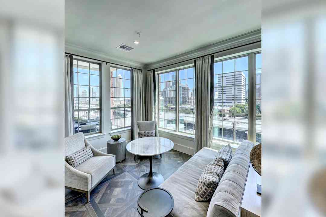 2111 austin apartments houston tx 77002