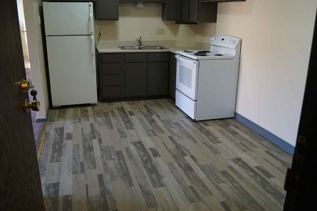 Arnolds Park 812 W Bailey St Sioux Falls Sd Apartments For Rent Rent Com