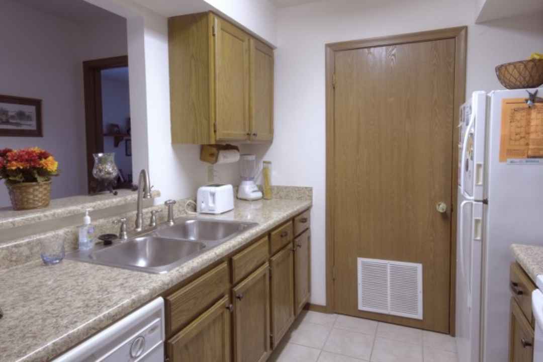 Pebblecreek Apartments 2835 S Fort Ave Springfield Mo Apartments For Rent Rent Com