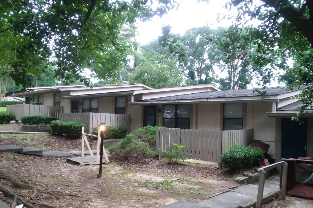 Oakley Woods Apartments - Union City, GA 30291