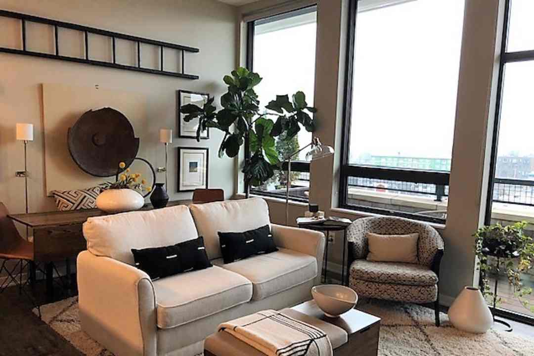 High Pointe Apartments 730 S 8th St Sheboygan Wi Apartments For Rent Rent Com