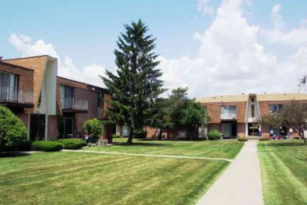 75 Nice Apartments on 14 and schoenherr for Small Space