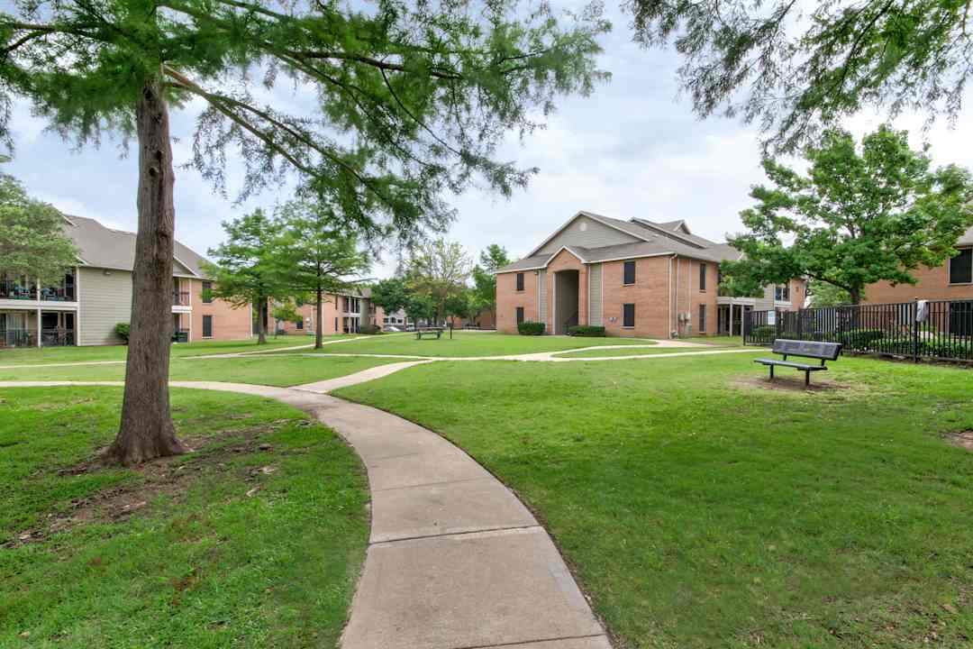 Garden Gate Apartments - Plano Tx 75023