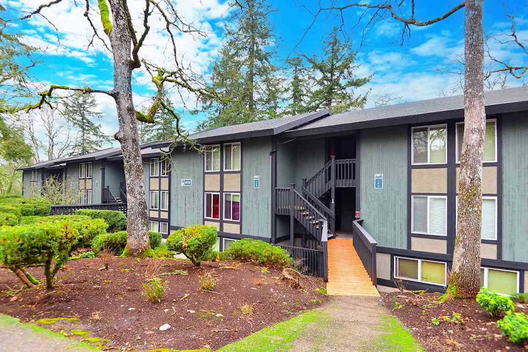 Timbre Apartments 8200 Bridgeport Way Sw Lakewood Wa Apartments For Rent Rent Com