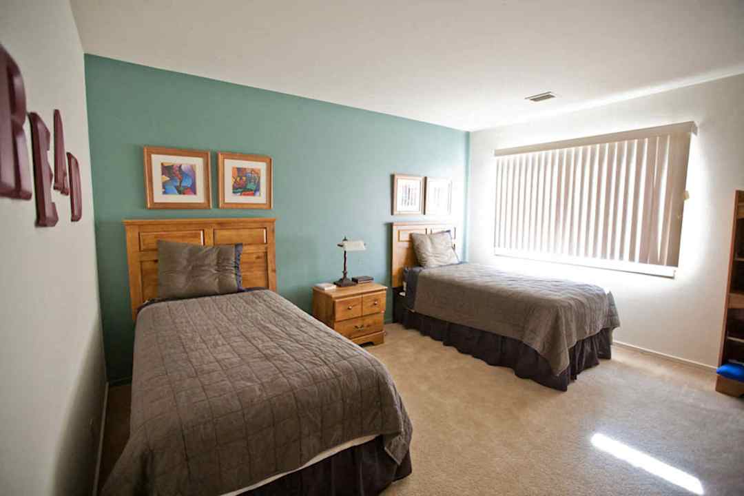 2 Bedroom 1.5 Bath Town Home