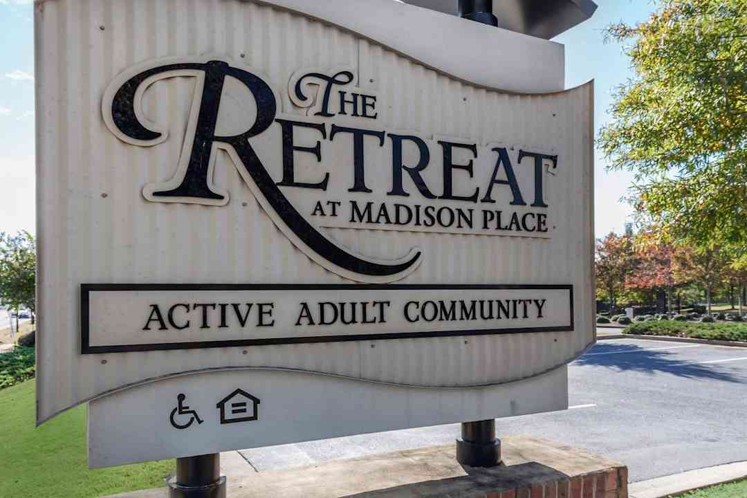 The Retreat At Madison Place Senior Apartments 55 Decatur Ga 30035