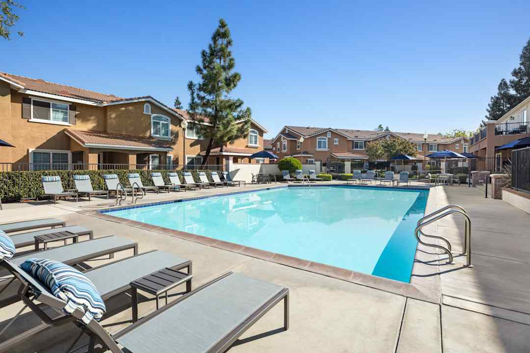 Homecoming At Creekside Apartments - Sacramento, CA 95835