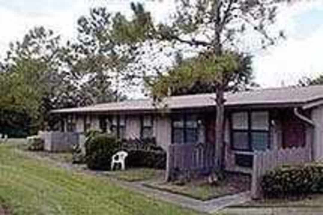 Garden Terrace Apartments - Tampa Fl 33617