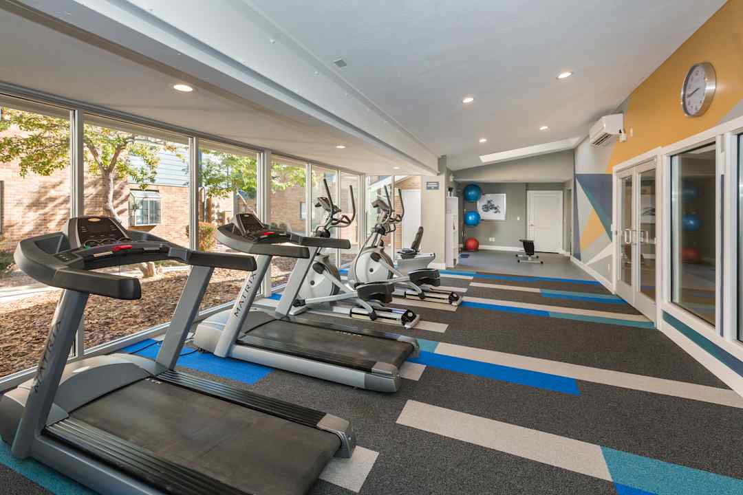 Preserve At City Center 1098 S Evanston Wy Aurora Co Apartments For Rent Rent Com