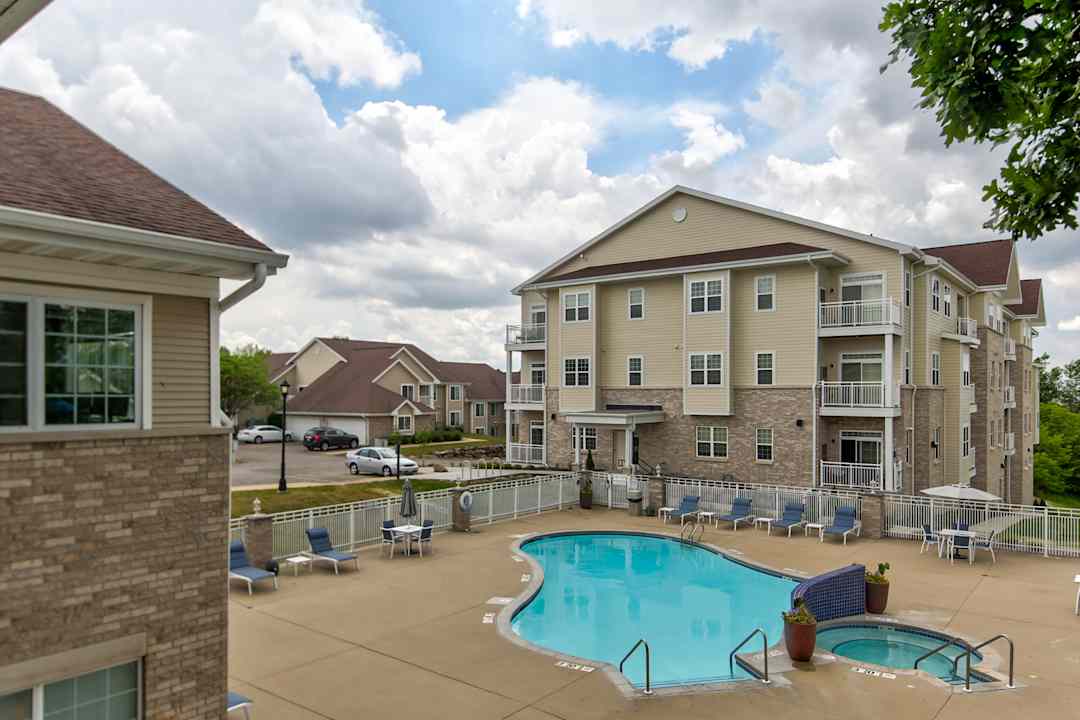 The Madison Apartments 5440 Congress Ave Madison Wi Apartments For Rent Rent Com