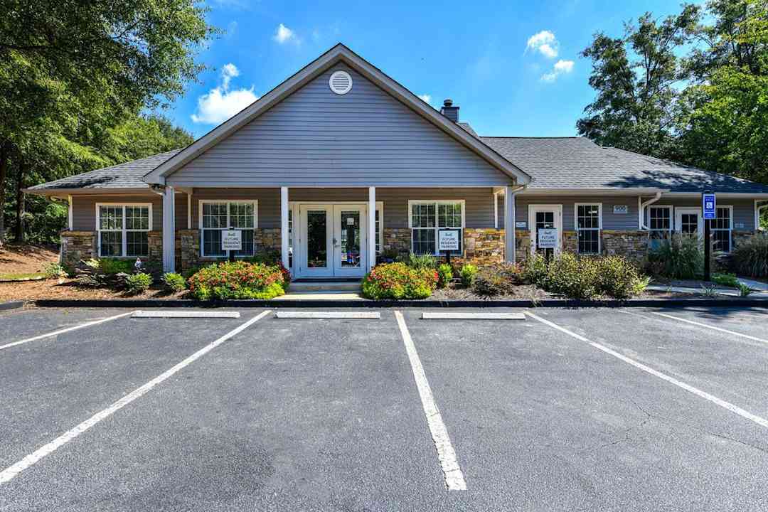 900 Dwell 900 Rock Quarry Rd Stockbridge Ga Apartments For Rent Rent Com