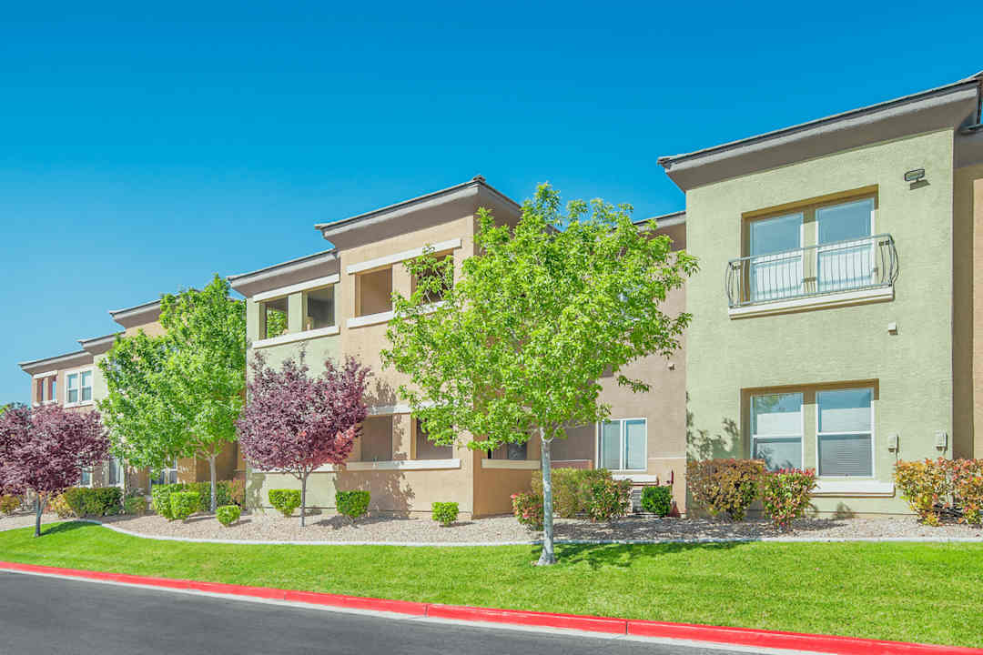 Morningstar 3355 S Town Center Dr Las Vegas Nv Apartments For Rent Rent Com