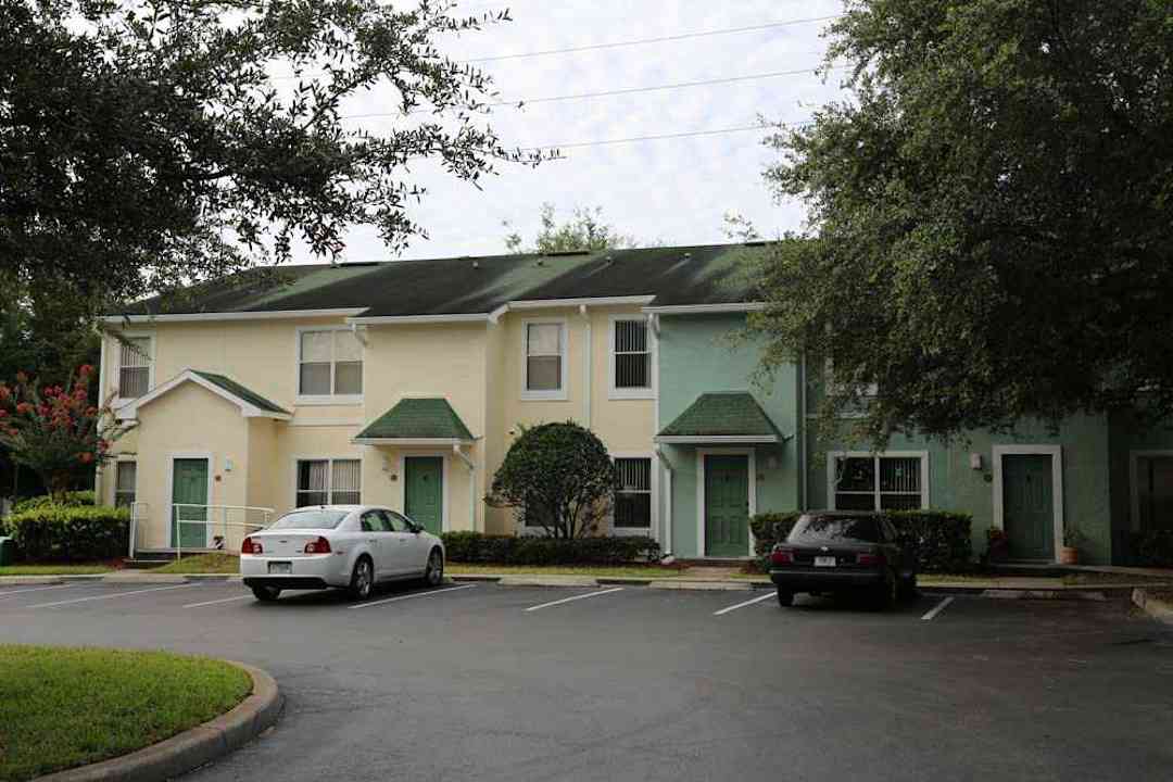 seminole ridge apartments website