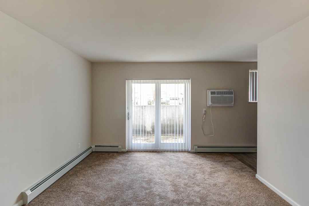 Savory Village Apartments 3901 Hammerberg Rd Flint Mi Apartments For Rent Rent Com