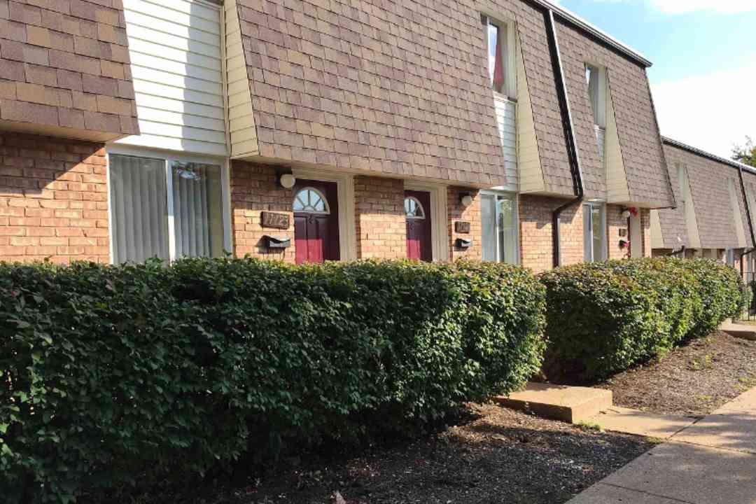 westport crossing apartments saint ann mo 63074