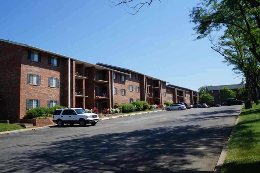 Weston Circle Wicklow Square 100 Weston Ln Fredericksburg Va Apartments For Rent Rent Com