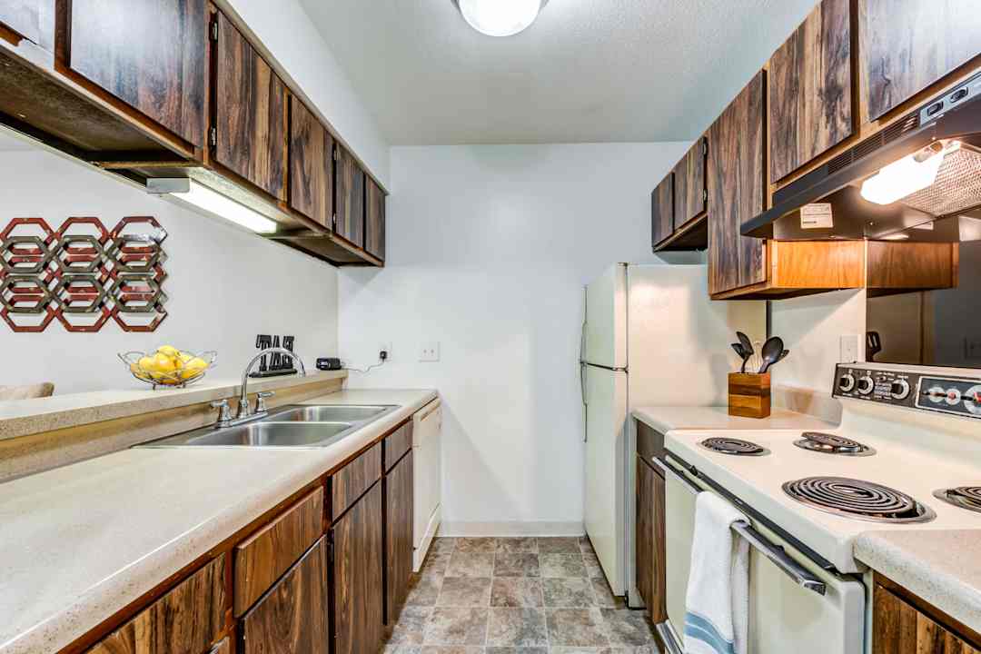 deercross apartments 7007 deer path dr indianapolis in apartments for rent rent com