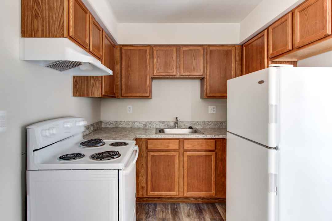 Savory Village Apartments 3901 Hammerberg Rd Flint Mi Apartments For Rent Rent Com