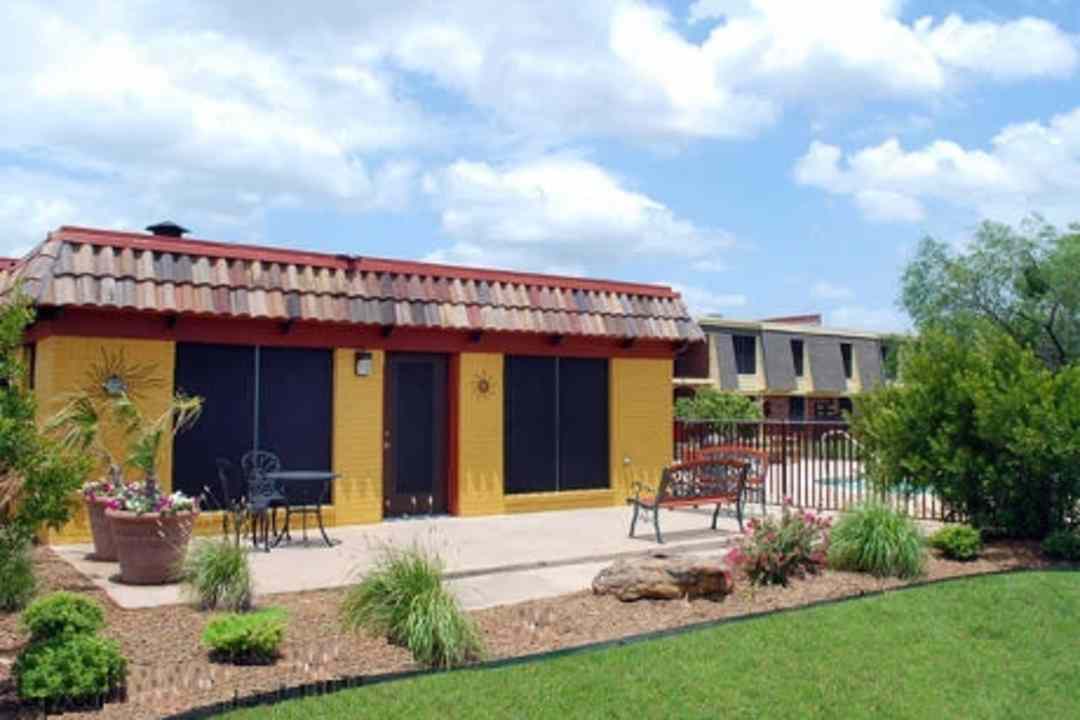 rio vista apartments haltom city