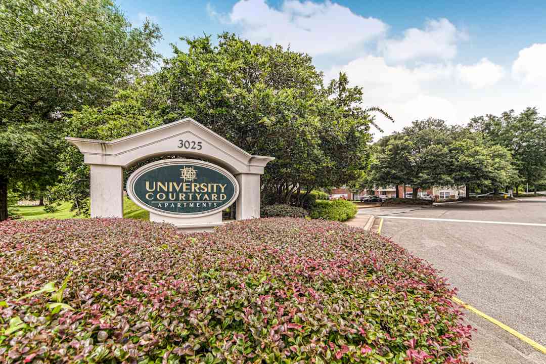 university courtyard apartments tallahassee