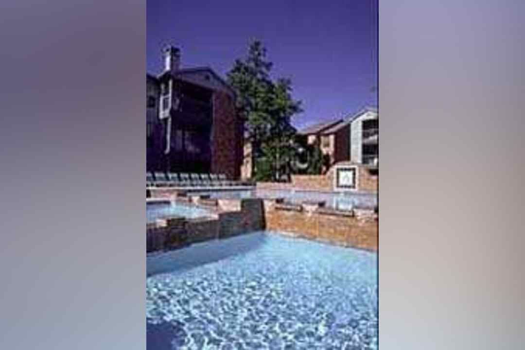 canfield lakes apartments houston tx 77067