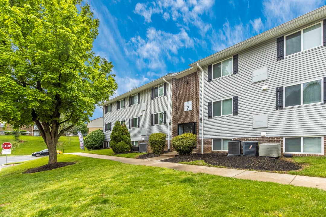 Crescent Pointe - 6 Brubar Ct | Gwynn Oak, MD Apartments for Rent | Rent.