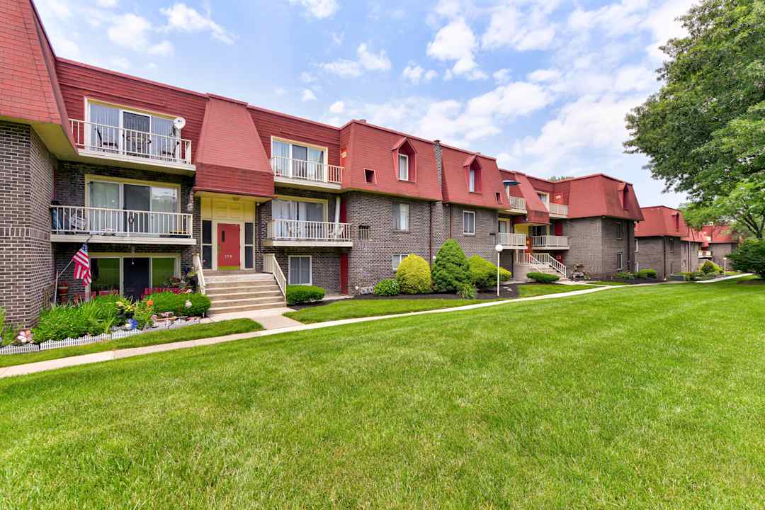 mickley run apartments whitehall pa 18052