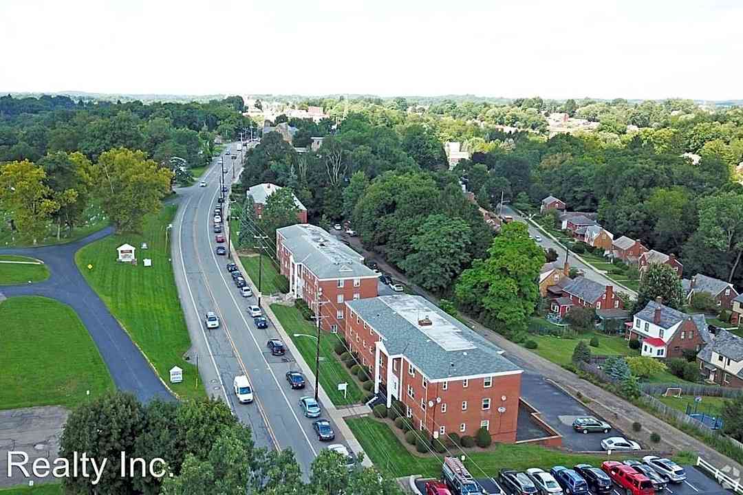 Perry Highway Apartments 810 Perry Highway Pittsburgh Pa Apartments For Rent Rent Com