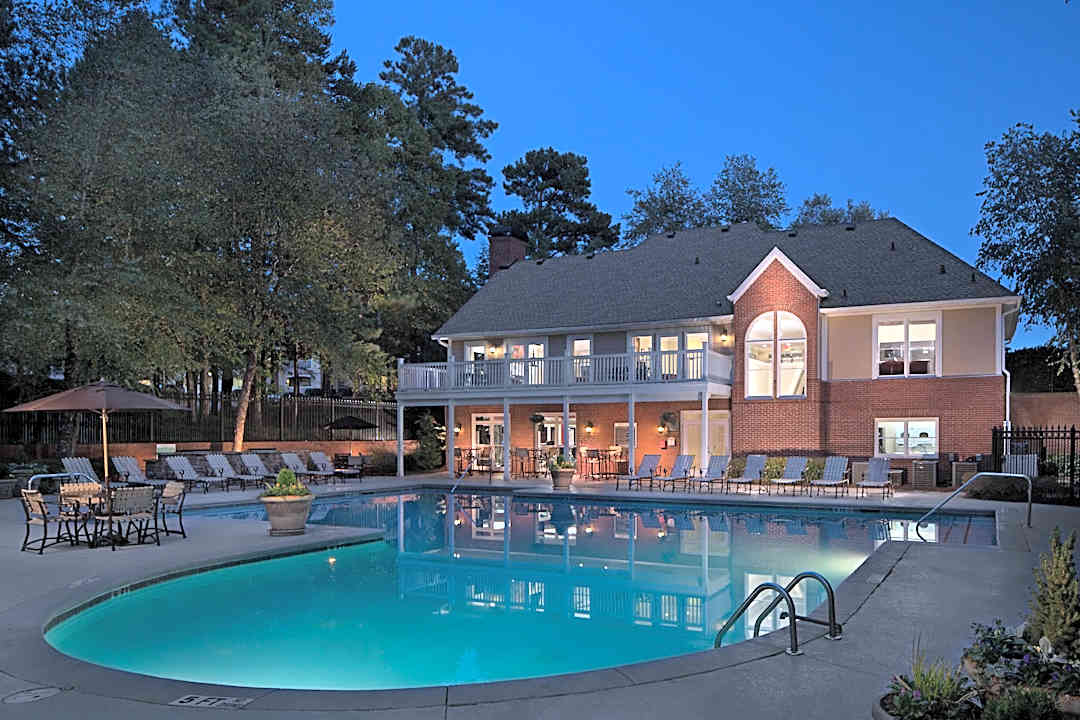 Wood Bridge Apartments 680 Park Bridge Pkwy Alpharetta Ga Apartments For Rent Rent Com