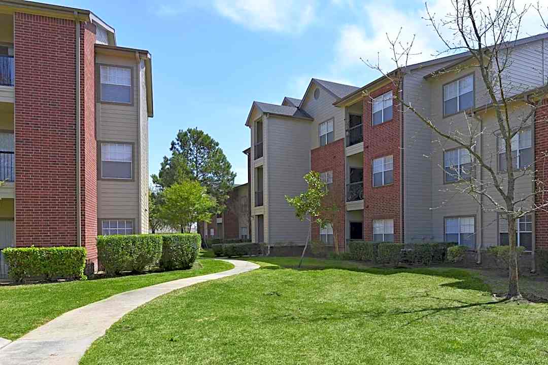 Advenir At The Preserve 2100 W Baker Rd Baytown Tx Apartments For Rent Rent Com