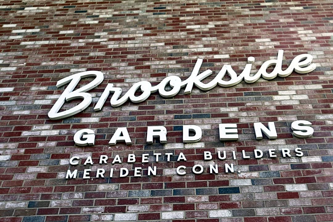 Brookside Gardens - 737 W Main St Meriden Ct Apartments For Rent Rentcom