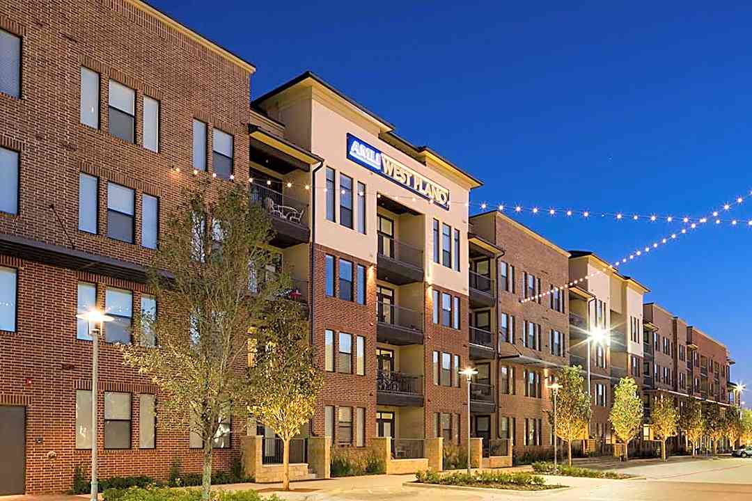 Amli West Plano 5961 W Parker Rd Plano Tx Apartments For Rent Rent Com