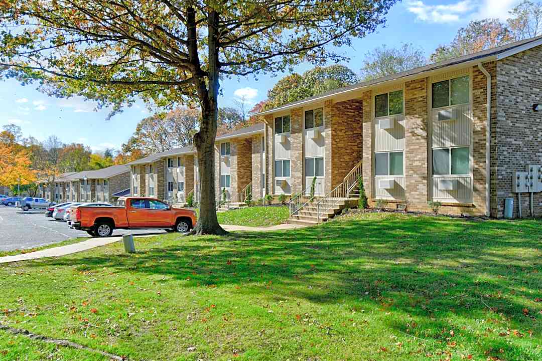 Atlantic Pointe 160 Thousand Oaks Drive Atlantic Highlands Nj Apartments For Rent Rent Com