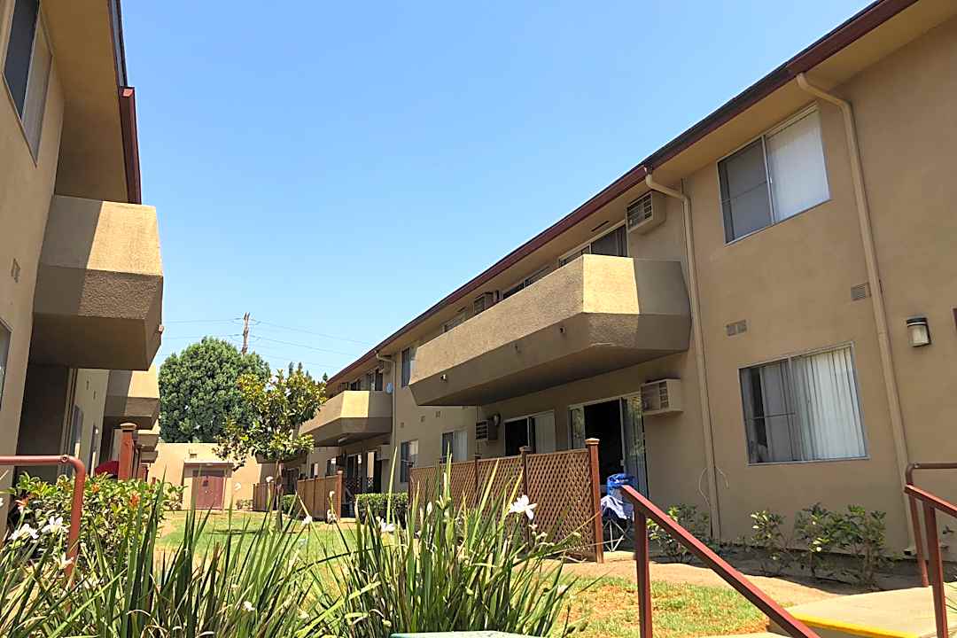 el dorado of fullerton 3060 madison ave fullerton ca apartments for rent rent com