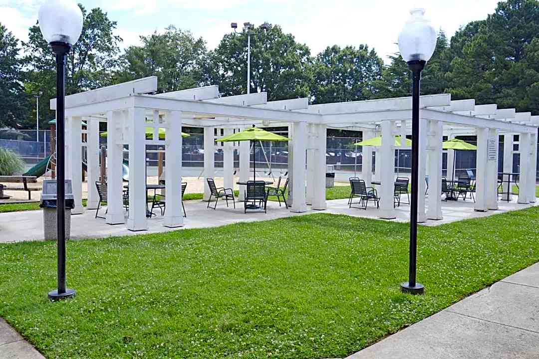 Glendare Park - 240 Village Crossing Ln Winston-salem Nc Apartments For Rent Rentcom
