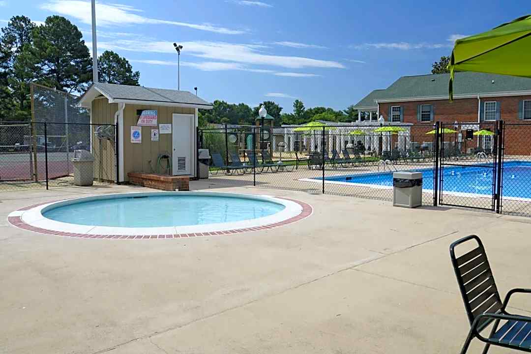 Glendare Park - 240 Village Crossing Ln Winston-salem Nc Apartments For Rent Rentcom